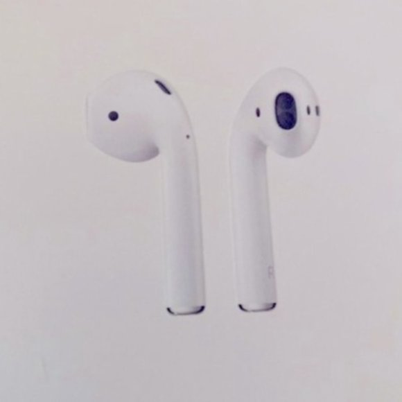Apple AirPods with Charging Case (2st Generation)